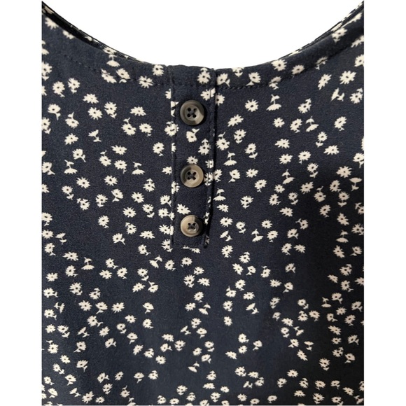 A 2 Dye 4 dress in size small - Picture 3 of 7